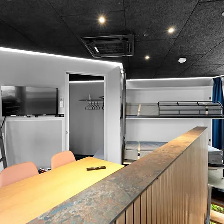 Ξενοδοχείο Funart 6