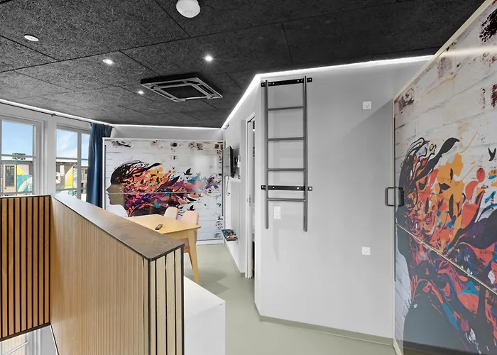 Ξενοδοχείο Funart 6 *